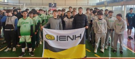 Equipe infanto de voleibol da IENH é vice-campeã do Meridional 2024