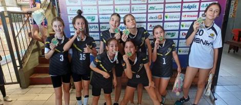 Equipe Sub-11 de futsal da IENH conquista o primeiro lugar na Olimpíada Escolar