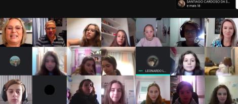 Estudantes da Unidade Fundação Evangélica têm encontro virtual com autores Estudantes da Unidade Fundação Evangélica têm encontro virtual com autores