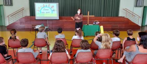 Estudantes da Unidade Pindorama participam de culto de boas-vindas com a Pastoral Escolar