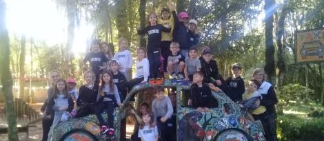 Estudantes do Ensino Fundamental da Unidade Pindorama visitam o Parque Caminho das Serpentes Estudantes do Ensino Fundamental da Unidade Pindorama visitam o Parque Caminho das Serpentes