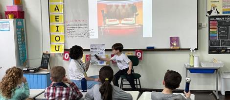 Estudantes do Year 1 da Unidade Pindorama realizam atividade de inglês inspirada em reality show Estudantes do Year 1 da Unidade Pindorama realizam atividade de inglês inspirada em reality show