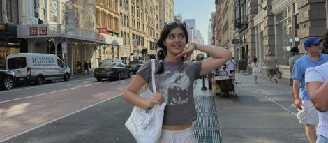 Formação bilíngue da IENH impulsiona trajetória internacional de ex-aluna Formação bilíngue da IENH impulsiona trajetória internacional de ex-aluna