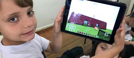 Literatura Inglesa e Minecraft possibilitam experiências de game e gamificação