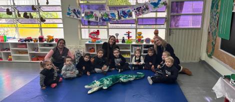 Mascote “Lucca” aproxima escola e família em projeto do Kindergarten 2A da Unidade Oswaldo Cruz Mascote “Lucca” aproxima escola e família em projeto do Kindergarten 2A da Unidade Oswaldo Cruz