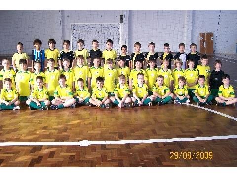 Alunos participam de atividade de Futsal