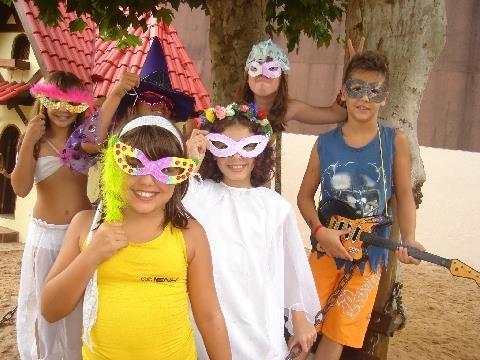 Unidade Oswaldo Cruz realiza Baile de Máscaras