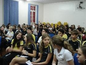 Unidade Fundação Evangélica entrega premiação da Olimpíada Matemática