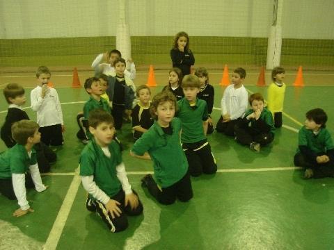 Alunos do Currículo Bilíngüe participam de Gincana sobre Folclore