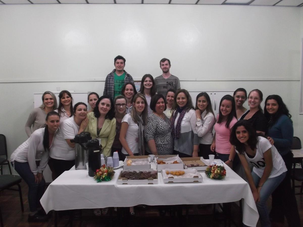 Coordenadora do Curso de Psicologia recebe homenagem