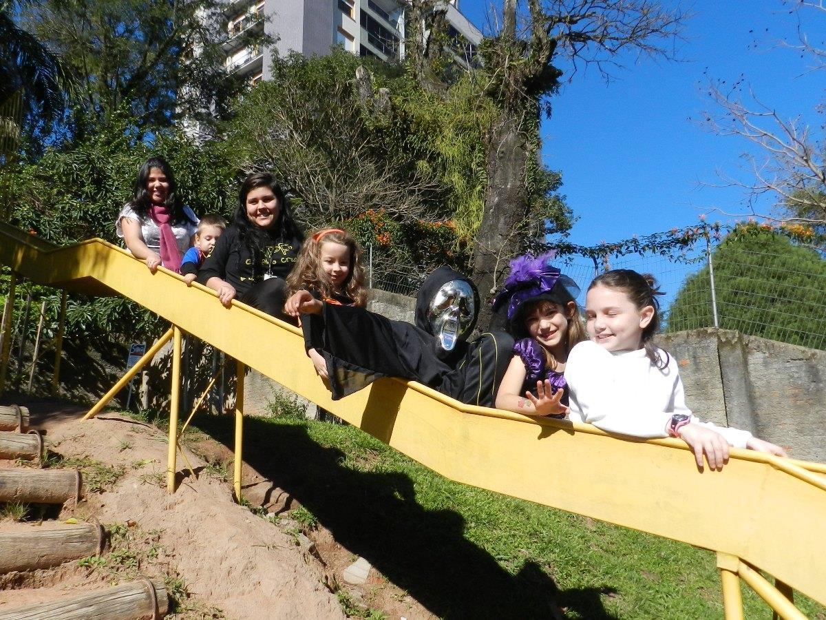 IENH recebe alunos no Projeto de Férias