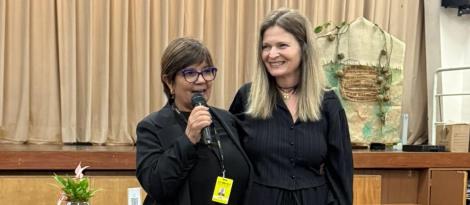 Professora da IENH lança novo livro infantil com mensagem sobre empatia e convivência Professora da IENH lança novo livro infantil com mensagem sobre empatia e convivência