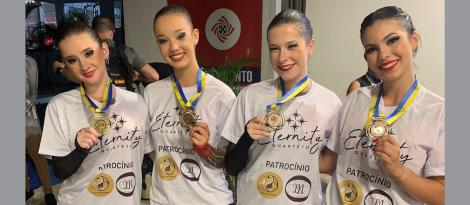 Quarteto Eternity conquista medalha de bronze no Campeonato Brasileiro Patinação Artística