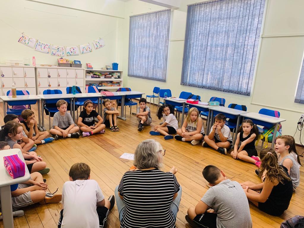 Semestre de exploração de espaços e criação de memórias no 2º ano B