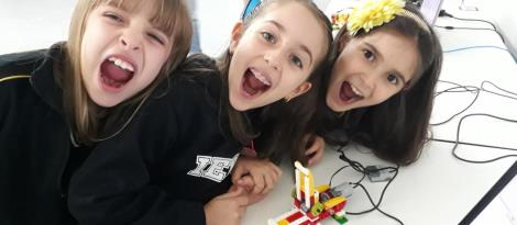 Tecnologia na sala de aula: alunos programam com Lego