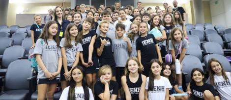 Turmas de Year 5 da Unidade Oswaldo Cruz visitam Câmara Municipal e Biblioteca Pública Turmas de Year 5 da Unidade Oswaldo Cruz visitam Câmara Municipal e Biblioteca Pública