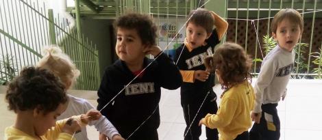Vivência em inglês no Nível 2: cantando e cozinhando com a Incy Wincy Spider Vivência em inglês no Nível 2: cantando e cozinhando com a Incy Wincy Spider